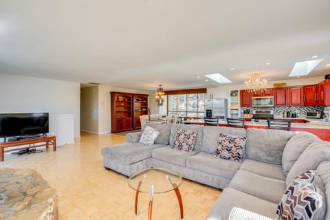 Scenic Home with Sauna - 7 Mi to Heavenly Mountain! House in Round Hill Village