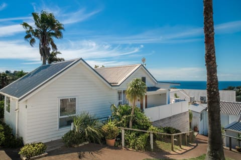 Property building, Sea view