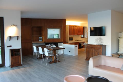 Villa Manuela-Lake View Villa in Brenzone sul Garda