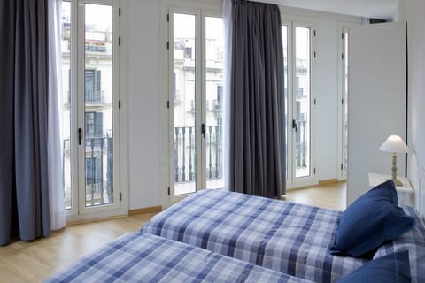 Property building, Bed, Balcony/Terrace, Photo of the whole room, Decorative detail, Bedroom