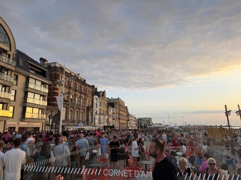 Rooftop - Villa Leone - Appartement à 500m plage Apartment in Dunkirk