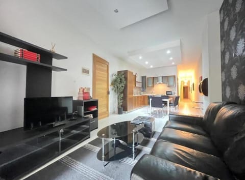 Bugibba Central Modern Apartment Apartment in Saint Paul's Bay