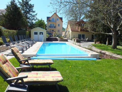 Garden, Swimming pool