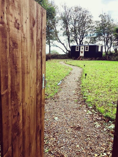 Facade/entrance, Day, Autumn