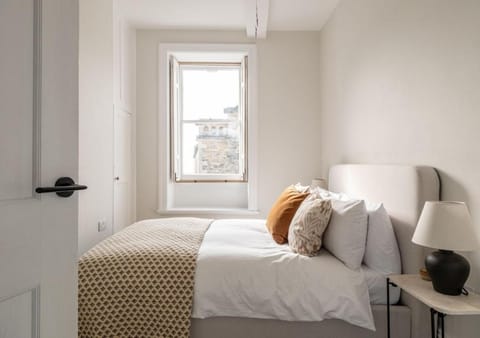 Hitchmans Mews - Stunning 2BD in Chipping Norton! Apartment in Chipping Norton