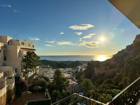 Natural landscape, View (from property/room), Balcony/Terrace, Sea view, Sunrise