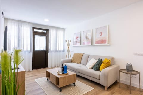 Communal lounge/ TV room, Seating area