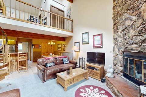 Viking Alpine Haven Apartment in Fraser