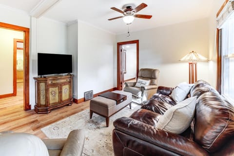 Secluded Crown Point Haven Near Golfing and Parks! House in Indiana