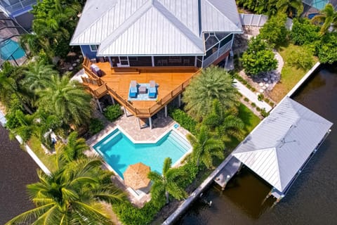 Coastal Escape House in St James City