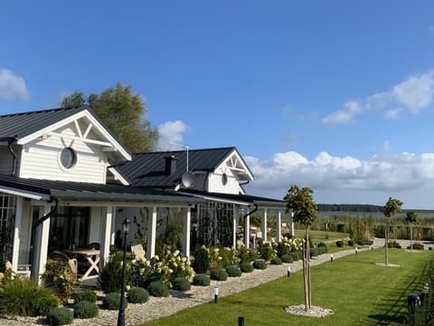 Property building, Spring, Garden, Garden view