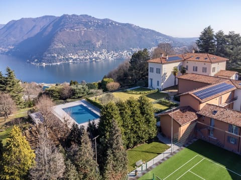 Bird's eye view, View (from property/room), City view, Garden view, Lake view, Mountain view, Pool view