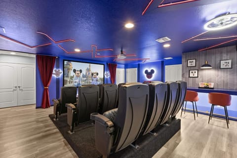 TV and multimedia, Living room, Seating area
