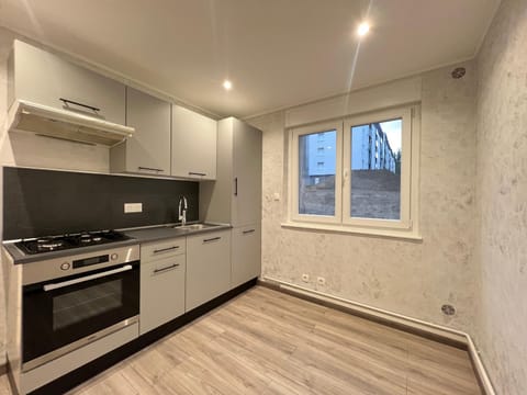 Appart Art tout équipé à Thionville Apartment hotel in Thionville