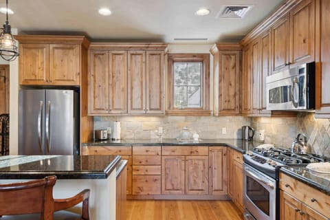 Beaver Creek Landing A201 by East West Hospitality Apartment in Avon