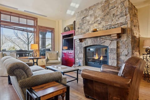 Beaver Creek Landing A201 by East West Hospitality Apartment in Avon