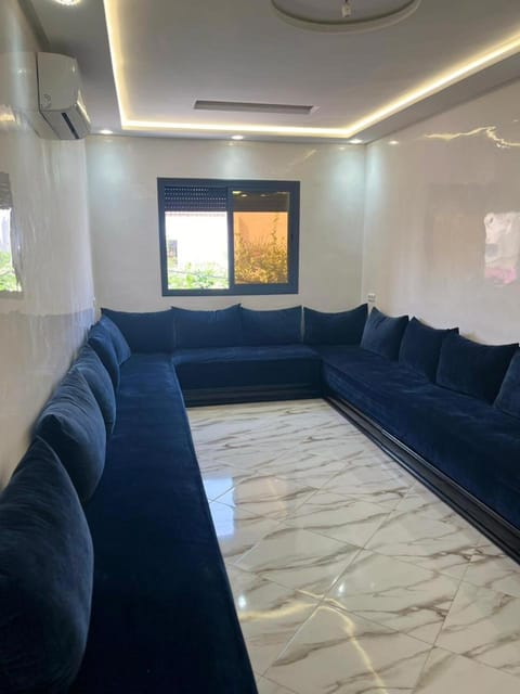 Living room, air conditioner
