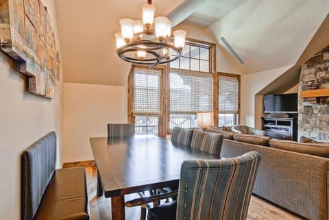 Beaver Creek Landing A402 by East West Hospitality Apartment in Avon