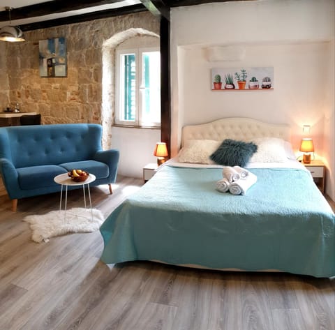 Living room, Bedroom