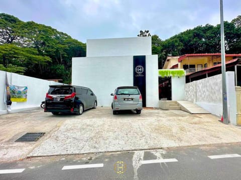 Property building, Parking