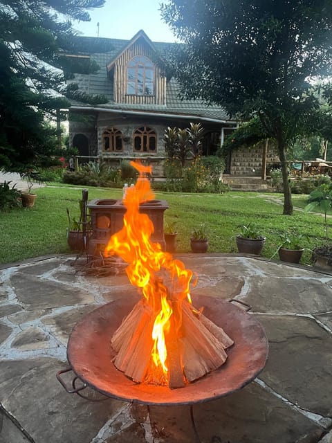 Property building, BBQ facilities, Garden, Garden view, fireplace