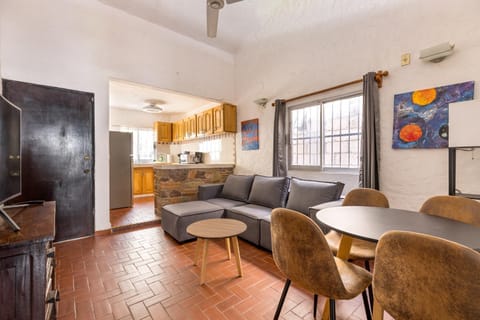 Kitchen or kitchenette, Living room, Seating area