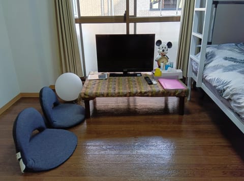 TV and multimedia, Living room, Bedroom, bunk bed
