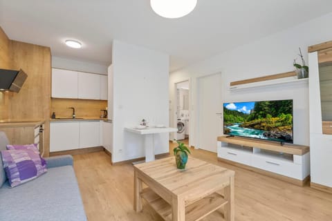 TV and multimedia, Kitchen or kitchenette
