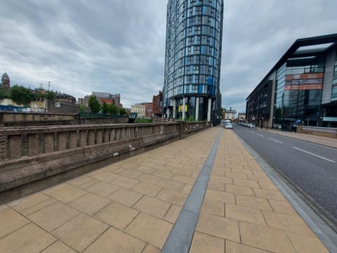 Property building, Neighbourhood, City view, Street view, Location
