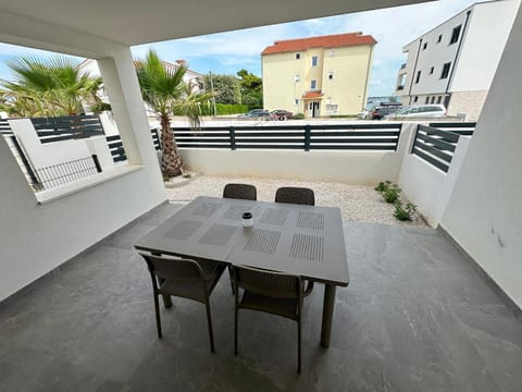Beautiful new PalmTree Apartments II Apartment in Zadar County
