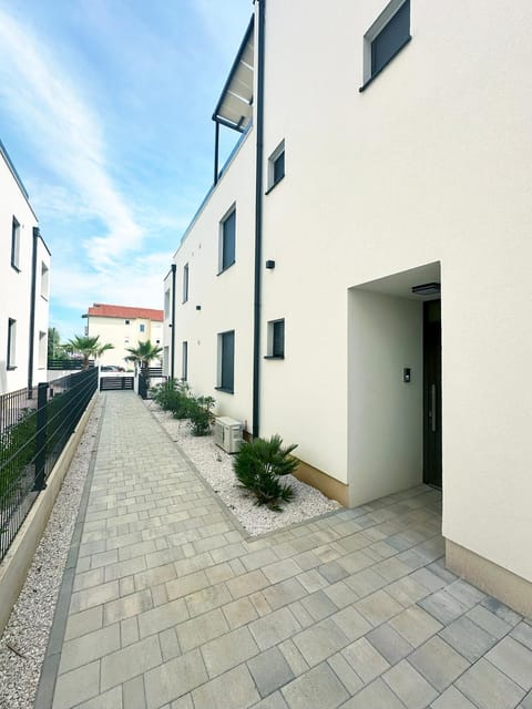 Beautiful new PalmTree Apartments II Apartment in Zadar County