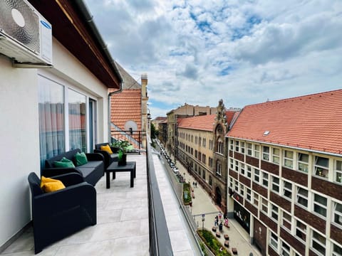 Patio, Balcony/Terrace, City view