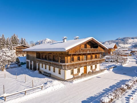 Property building, Winter