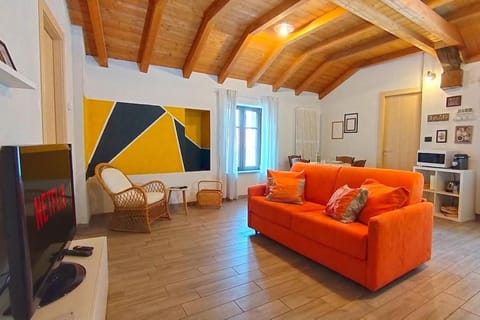 Centro Storico - Casa con Wifi e Parcheggio a 100m Apartment in Piedmont