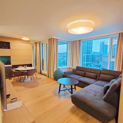 TV and multimedia, Living room, Dining area