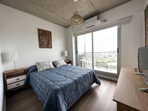 Bed, Bedroom, air conditioner
