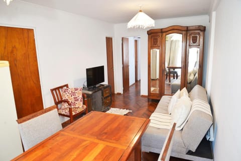 TV and multimedia, Living room, Seating area, Dining area, wardrobe