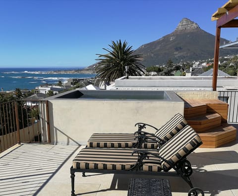 Balcony/Terrace, Mountain view, Sea view, Swimming pool