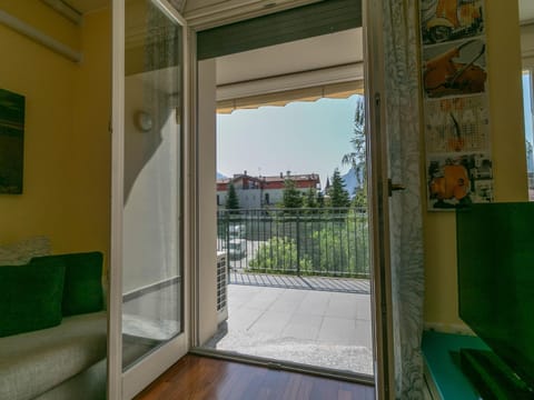 Mamma Ciccia - Casa Laura elegant & spacious apt Apartment in Mandello del Lario