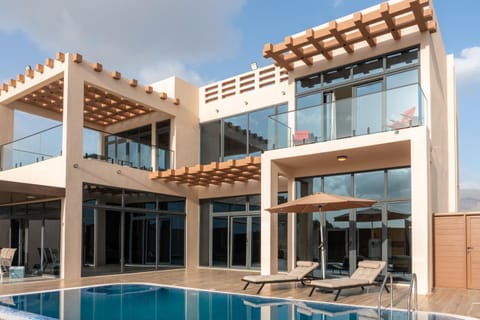 Property building, Seating area, Swimming pool