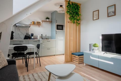 Suite Sous Velux T2 Apartment in Saint-Nazaire