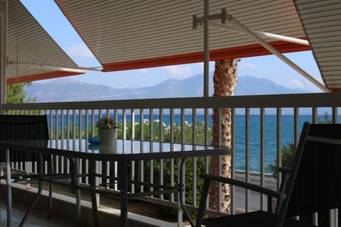 Natural landscape, View (from property/room), Balcony/Terrace, Balcony/Terrace, Beach, Sea view