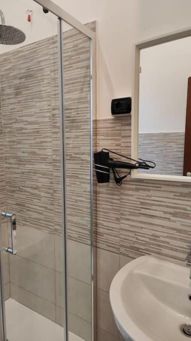 Intero Appartamento Apartment in Genoa