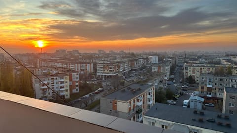 Apartment 2 camere 1,3 km Promenada Mall Capacitate 4 persoane Apartment in Craiova