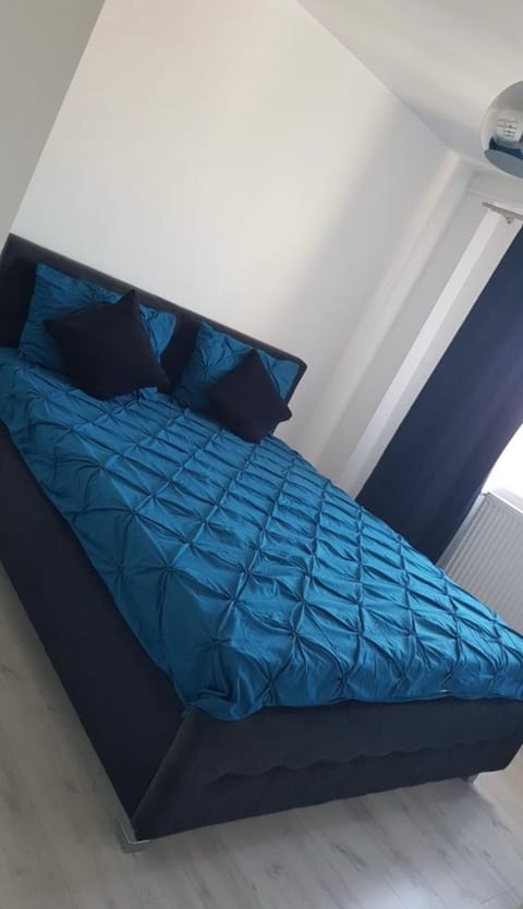 Apartment 2 camere 1,3 km Promenada Mall Capacitate 4 persoane Apartment in Craiova