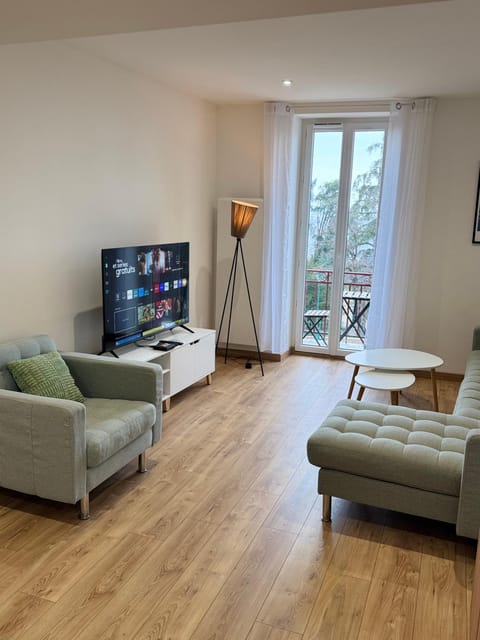 Le Marteley T4 Apartment in Évian-les-Bains