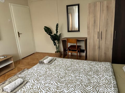 Bed, Photo of the whole room, Bedroom, towels, wardrobe