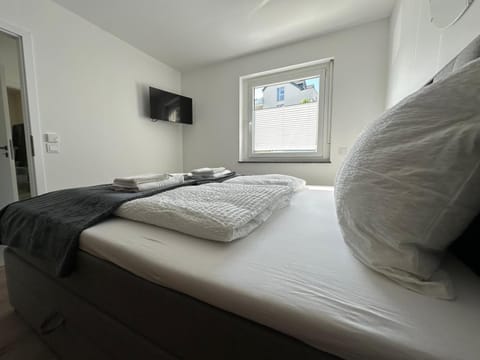 TV and multimedia, Bedroom