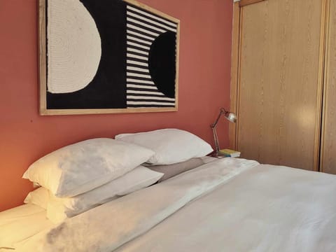 Bed, Bedroom, wardrobe