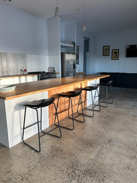 Birdys Retreat House in Arorangi District